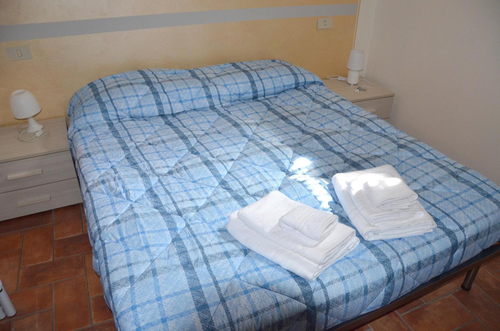 Ferienwohnung Quarzo Blu Paratico Exterior foto